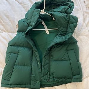 New lululemon cropped vest